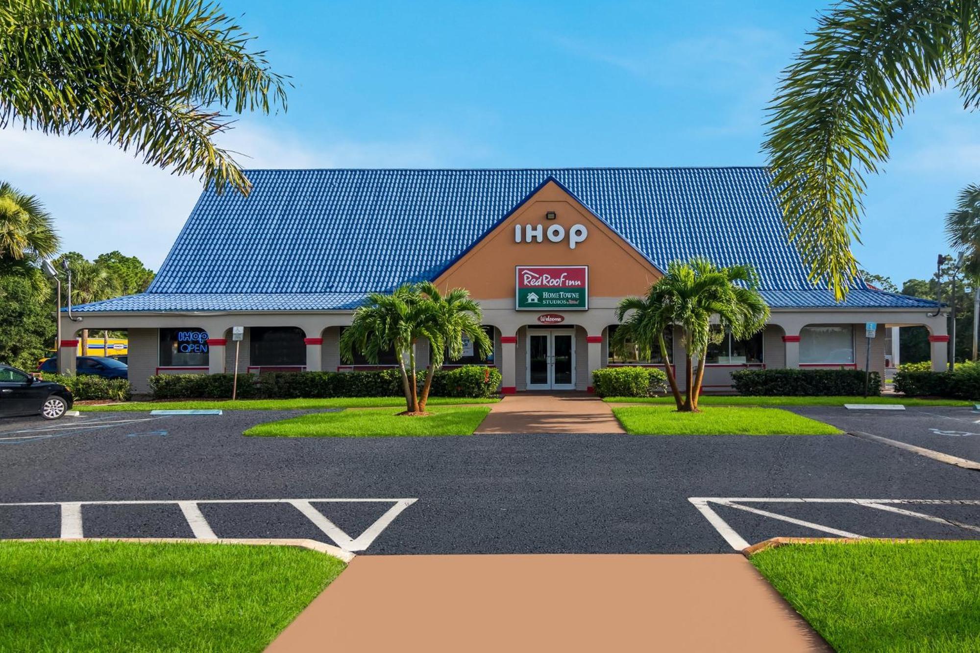 Hometowne Studios By Red Roof Vero Beach - I-95 Екстер'єр фото
